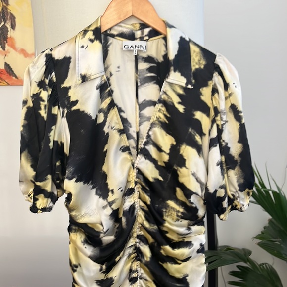 Ganni Tie Dye Ruched Midi Dress - Picture 7 of 12